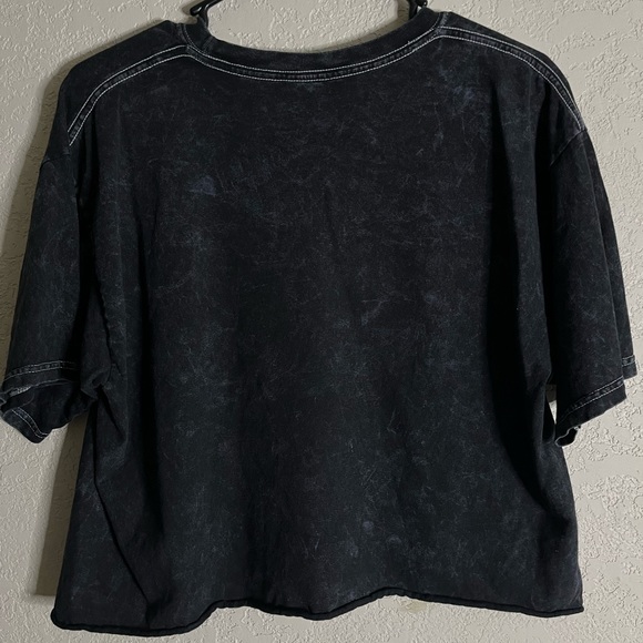 New Without Tag AC DC Crop Top Size Medium - Picture 2 of 3